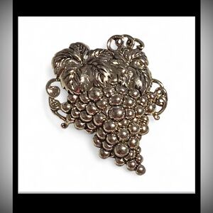 Grapes Brooch #6856